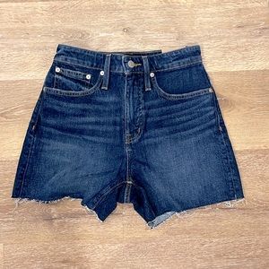 Madewell curvy high rise denim shorts w26